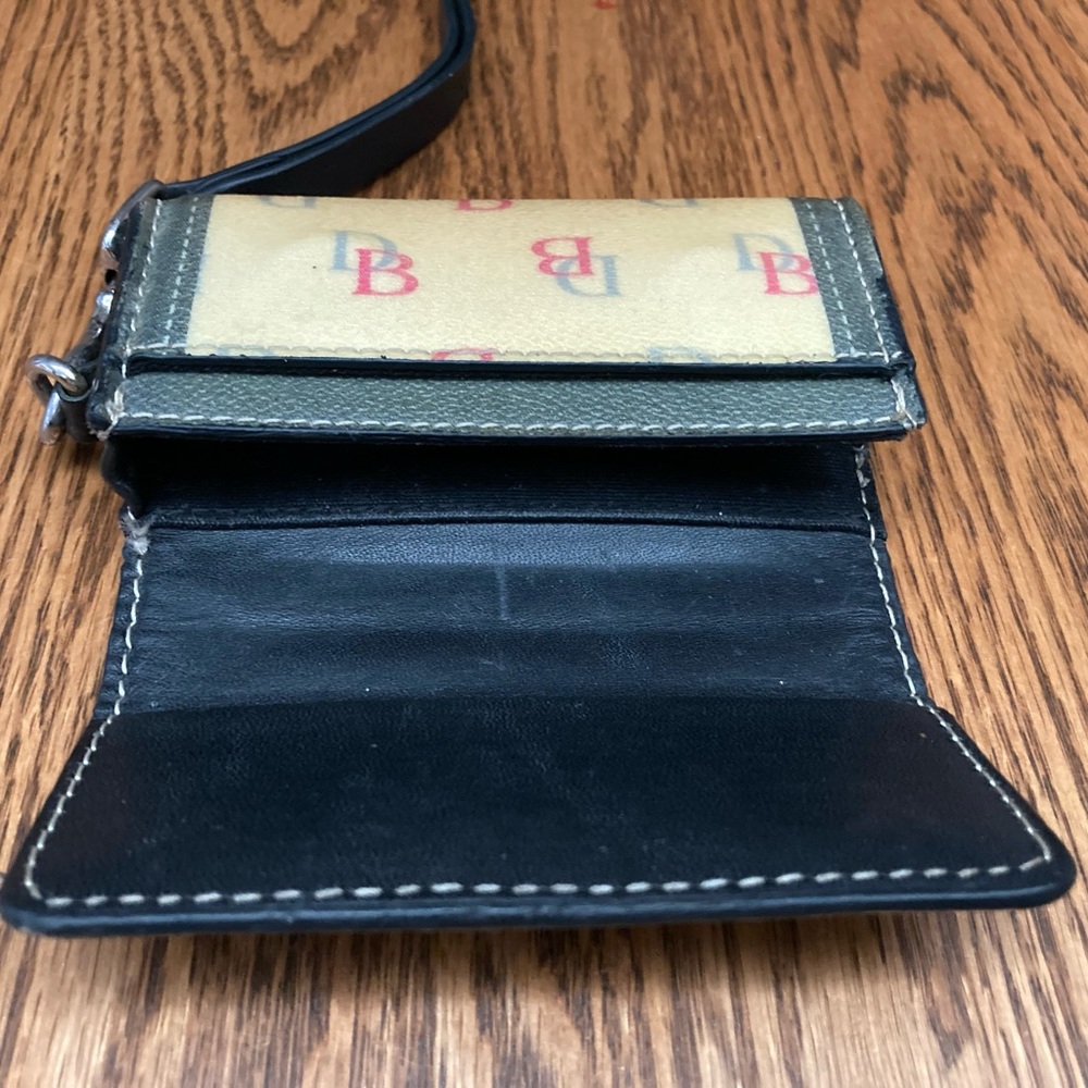 ✨VINTAGE✨DOONEY&BOURKE WRISTLET with strong magnetic closure🌟VERY GUC🌟 - Picture 3 of 7